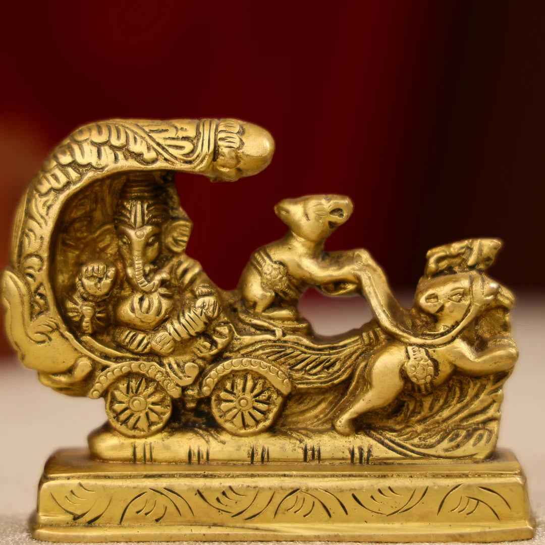 Lord Ganesha With Mouse Ridingon Rath Table Decor