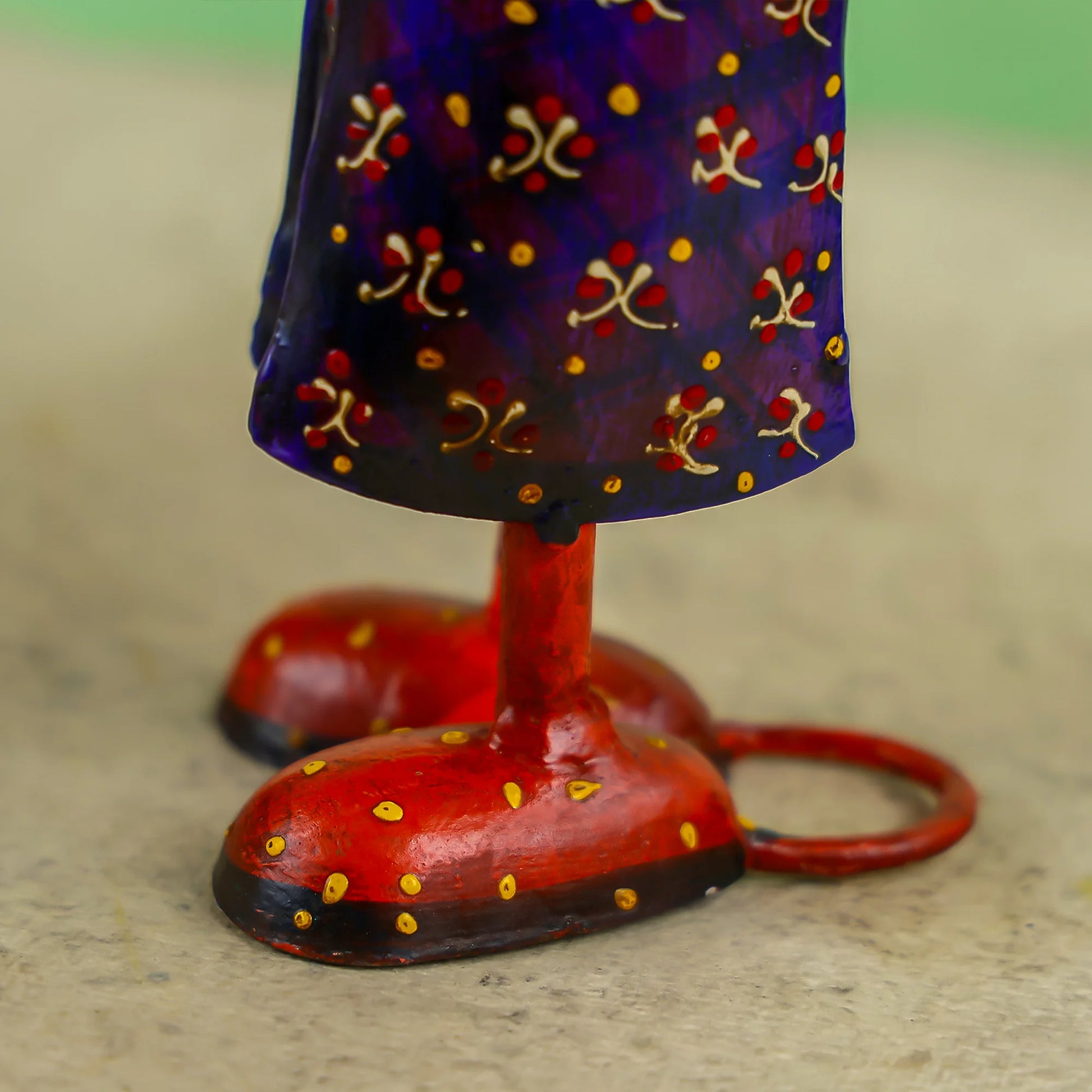 Iron Crafted Hand Printed Rabbit table Decor