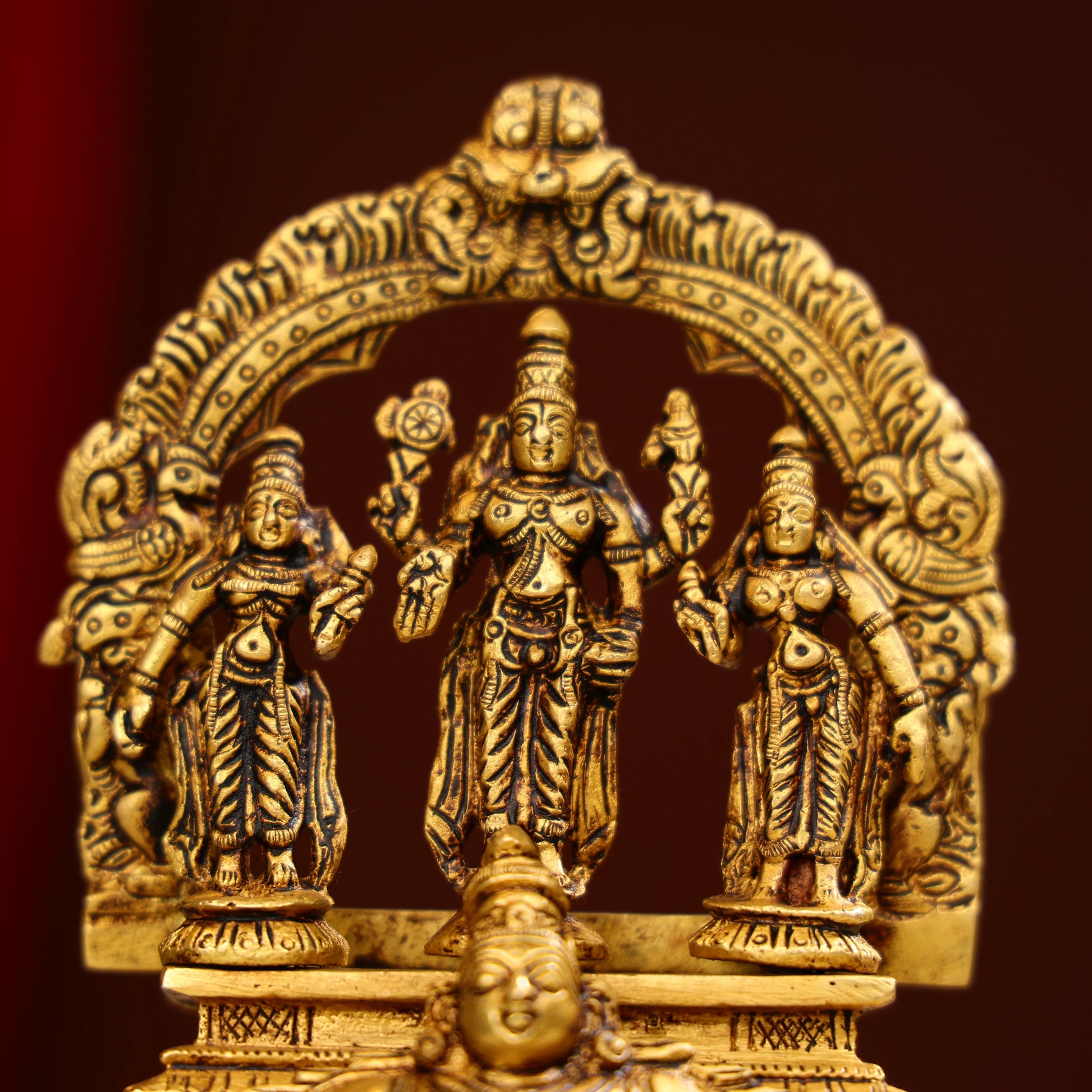 Super Fine Brass Shri Maha Vishnu With Sridevi Bhudevi On Garuda Bhagwan Idol