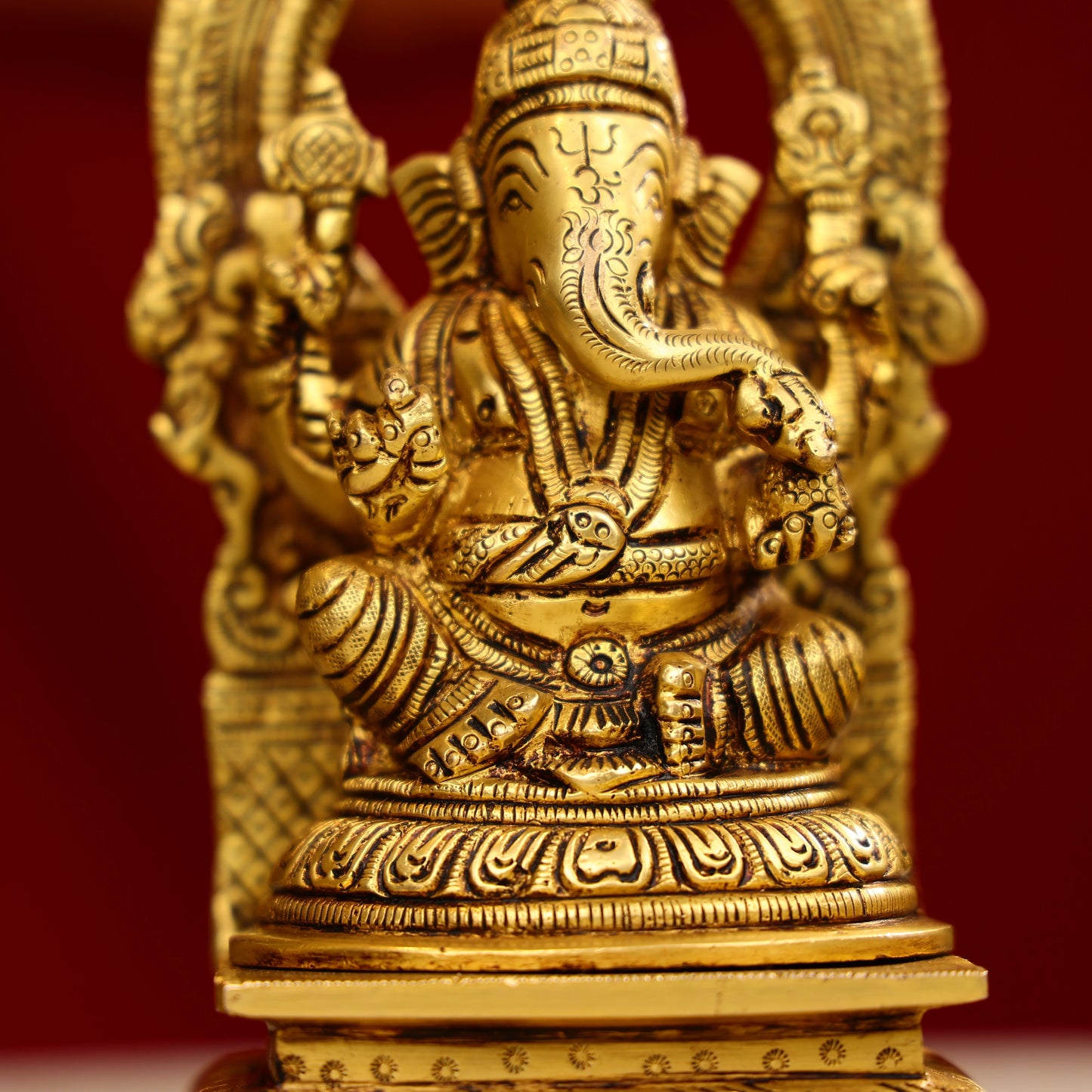 Super Fine Brass Goddess Lakshmi 
Lord Ganesha Goddess Saraswati Idols