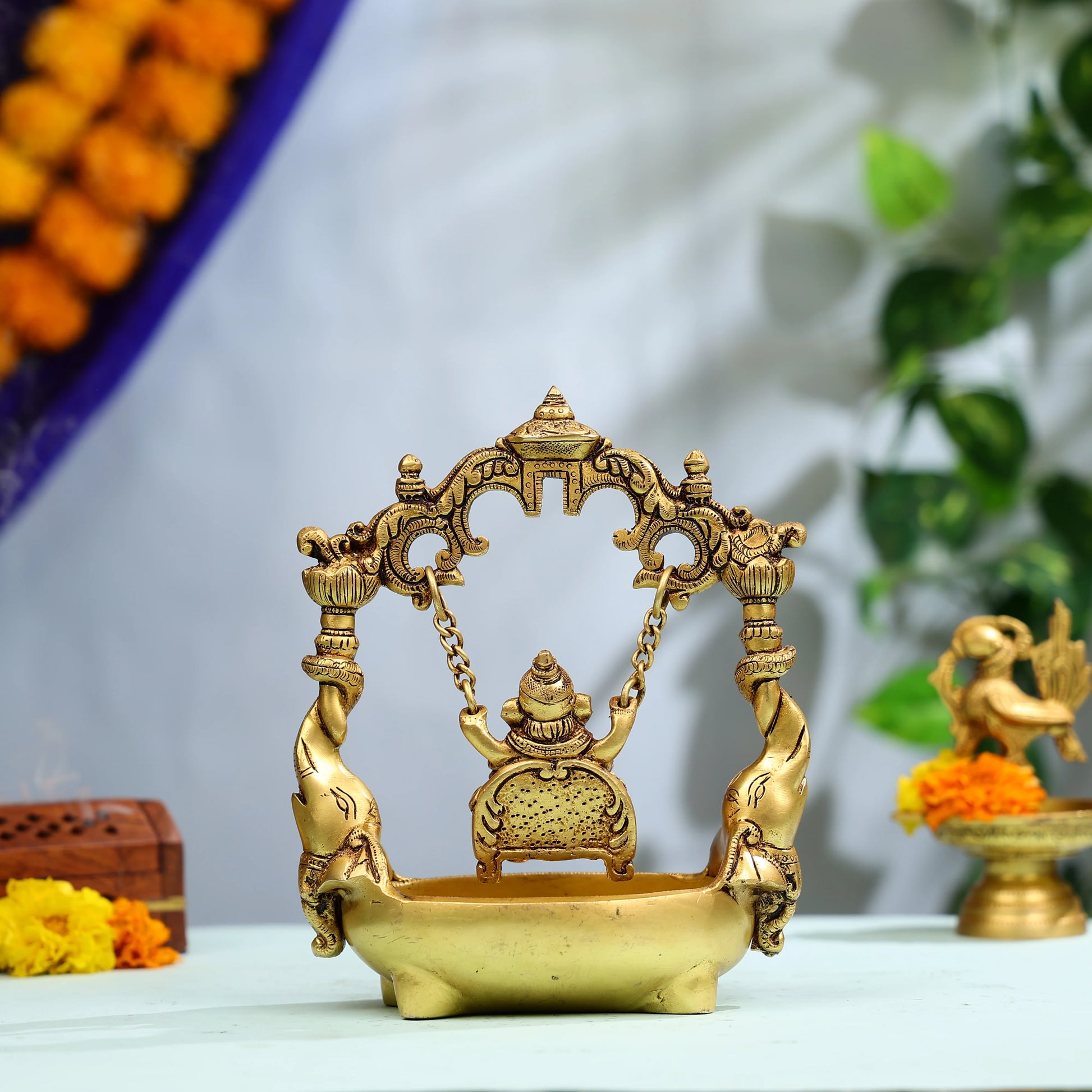 9_Super_Fine_Brass_Lord_Ganesha_Swinging_Idol_On_Elephant_Urli_4