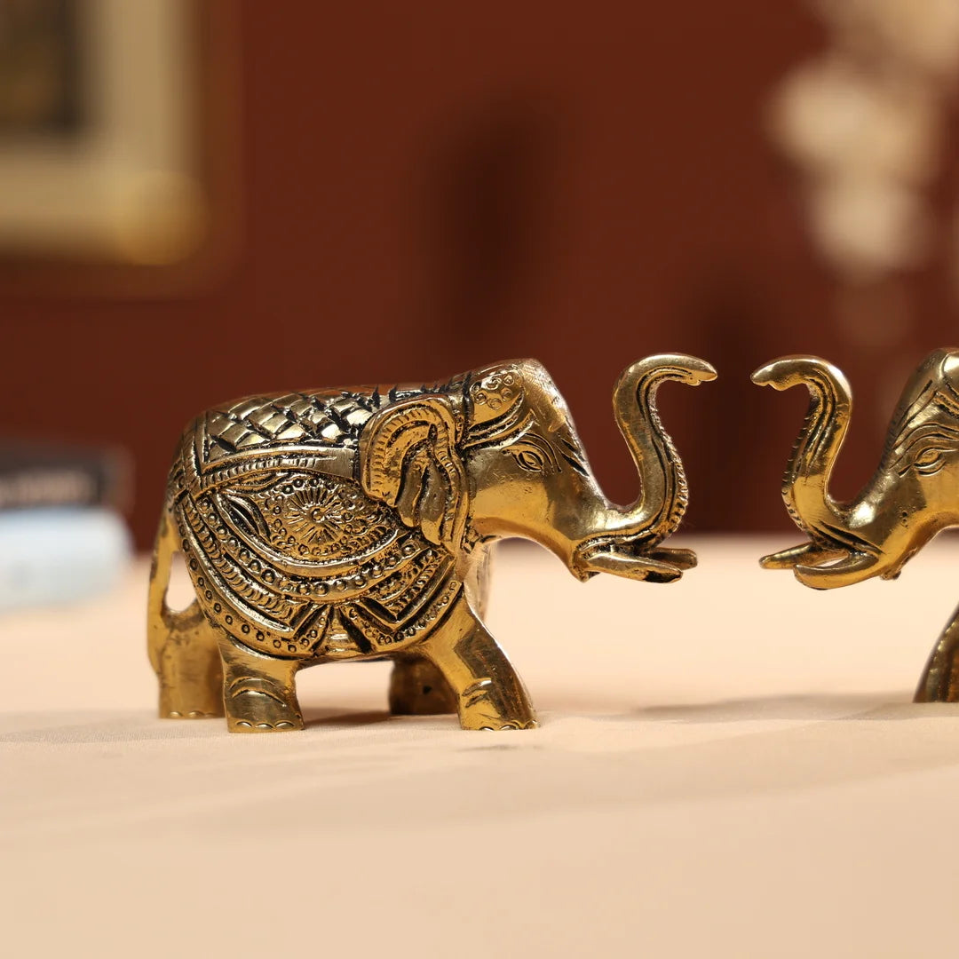 BrassElephantPair_1