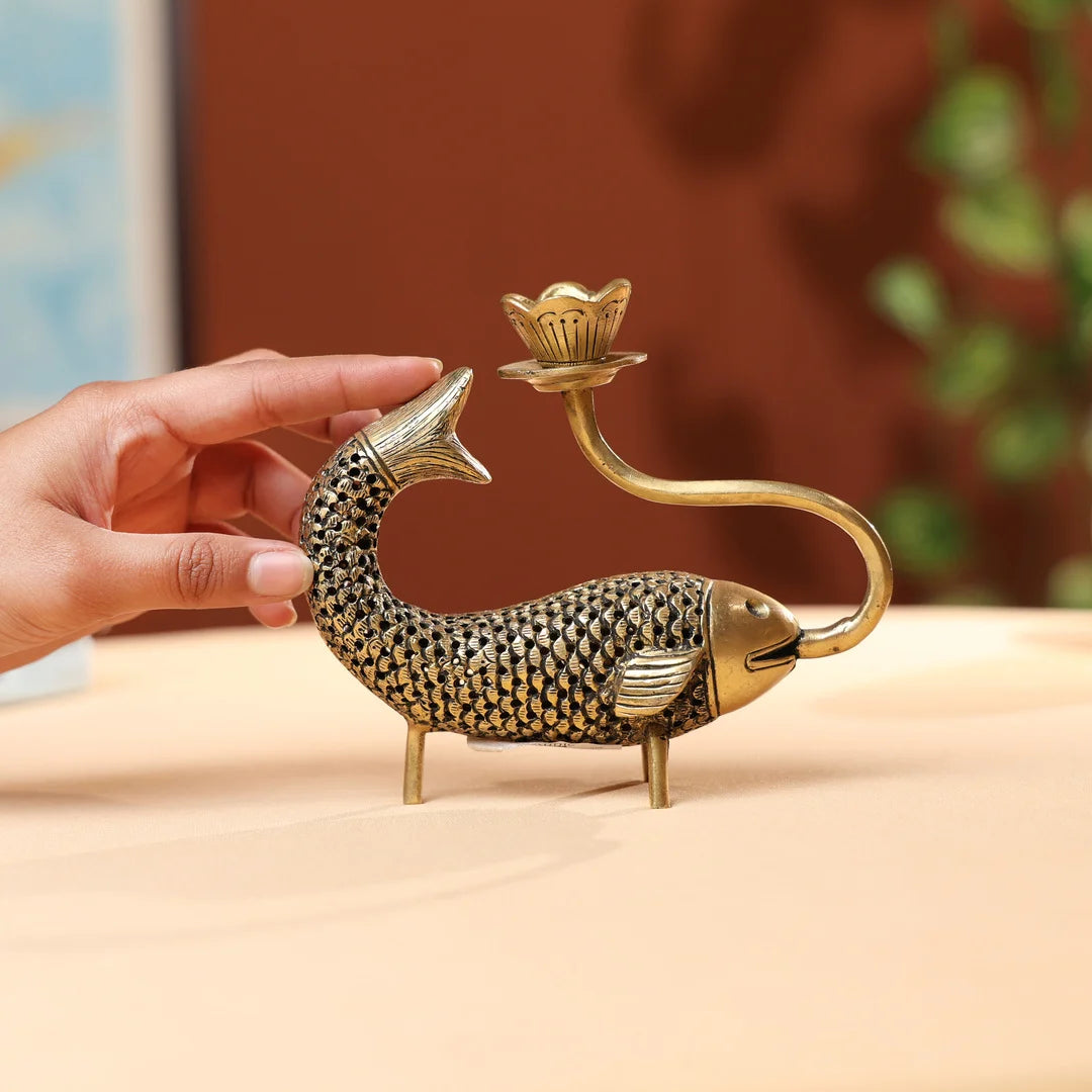 BrassFishCandleHolder_4