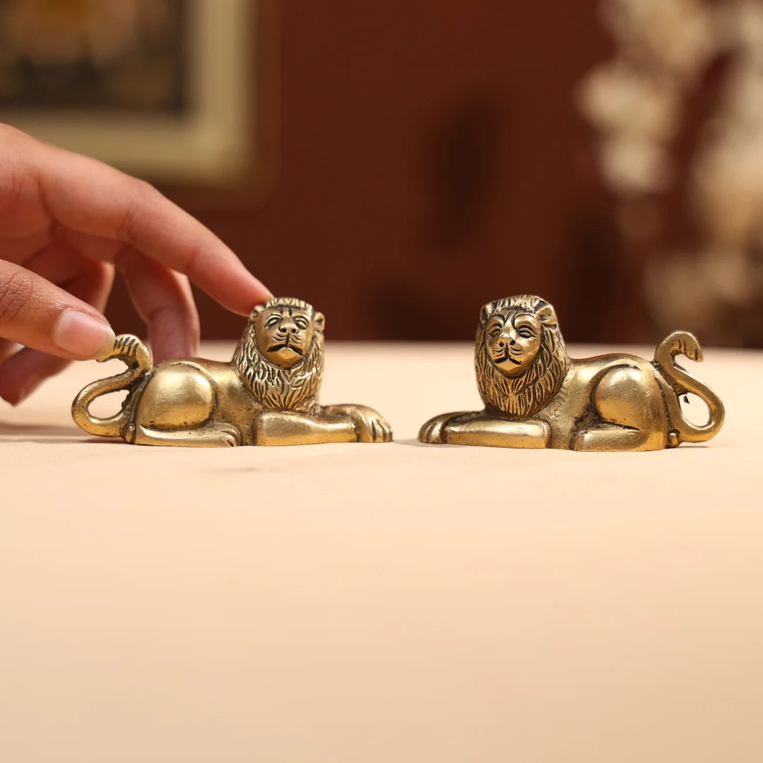 BrassLionSeatedPairSmall_3
