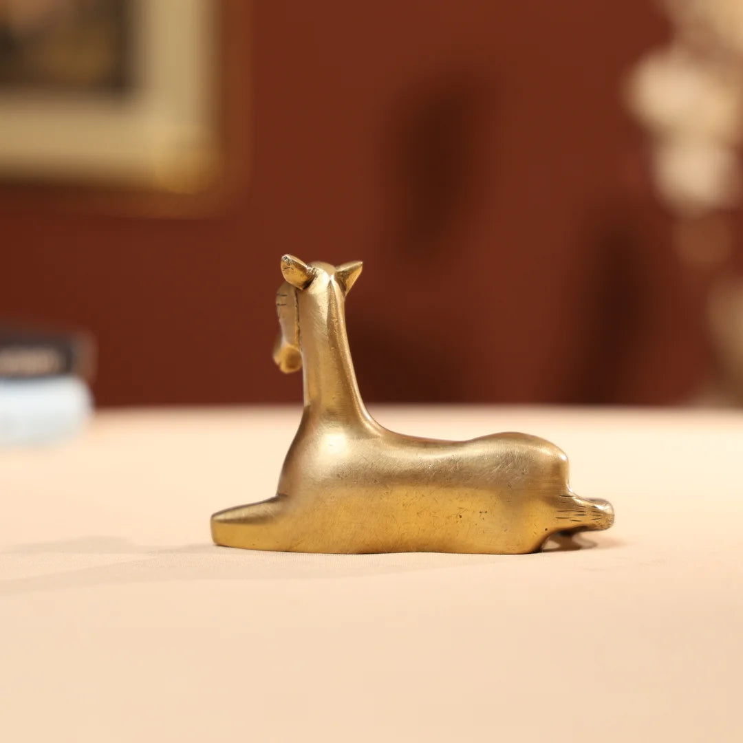 BrassSeatedCreature_3