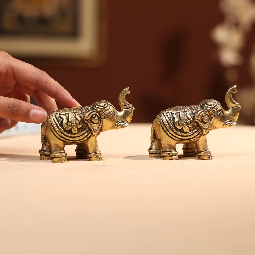 BrassWelcomingElephantPair_1