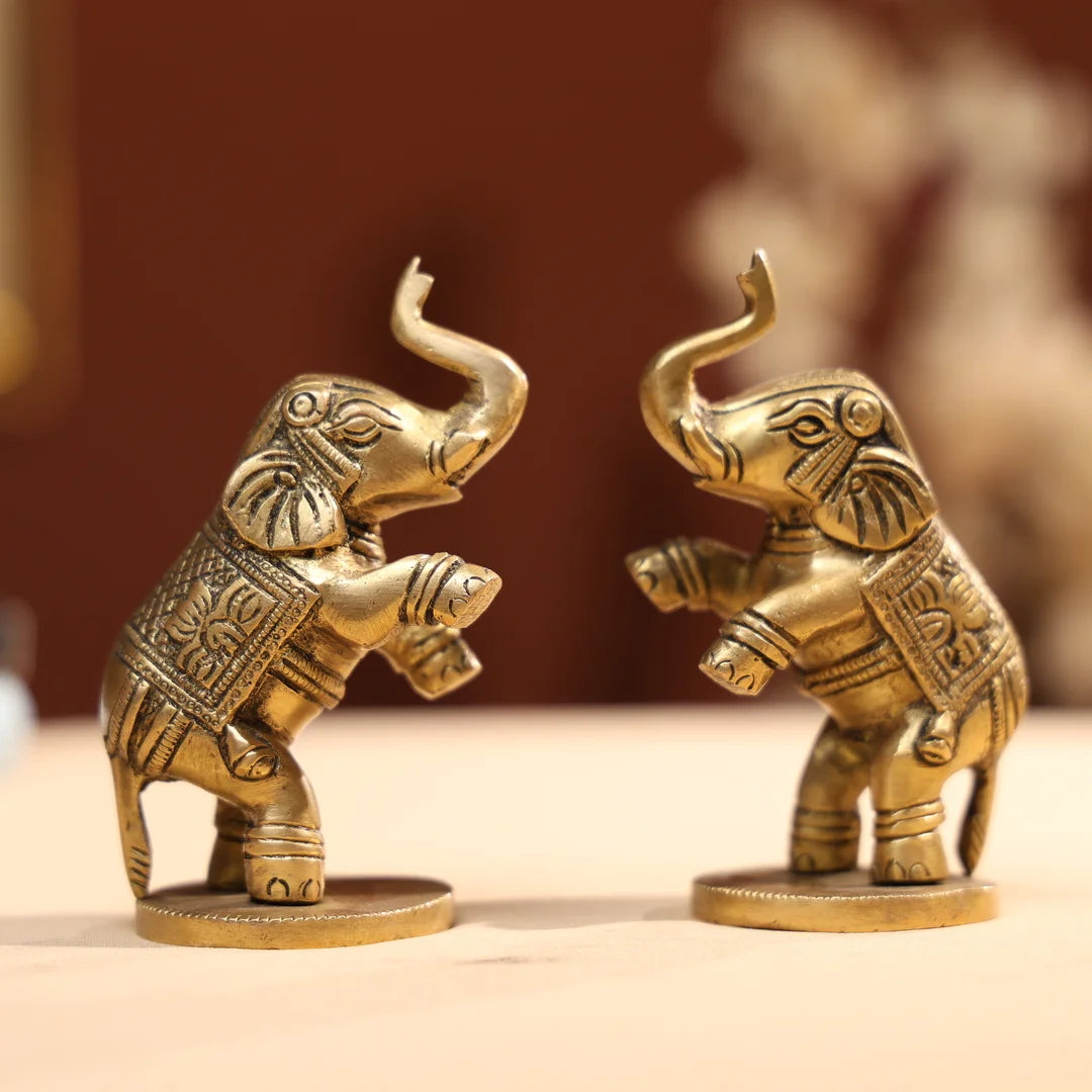 BrassWelcomingElephantPairwithBase_1