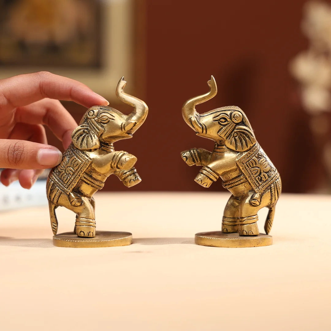 BrassWelcomingElephantPairwithBase_2