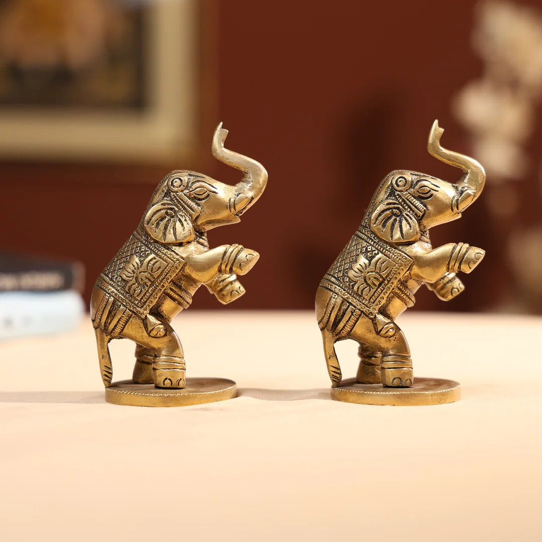 BrassWelcomingElephantPairwithBase_3