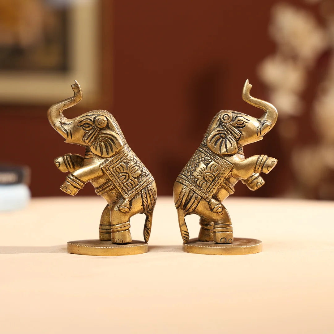 BrassWelcomingElephantPairwithBase_4