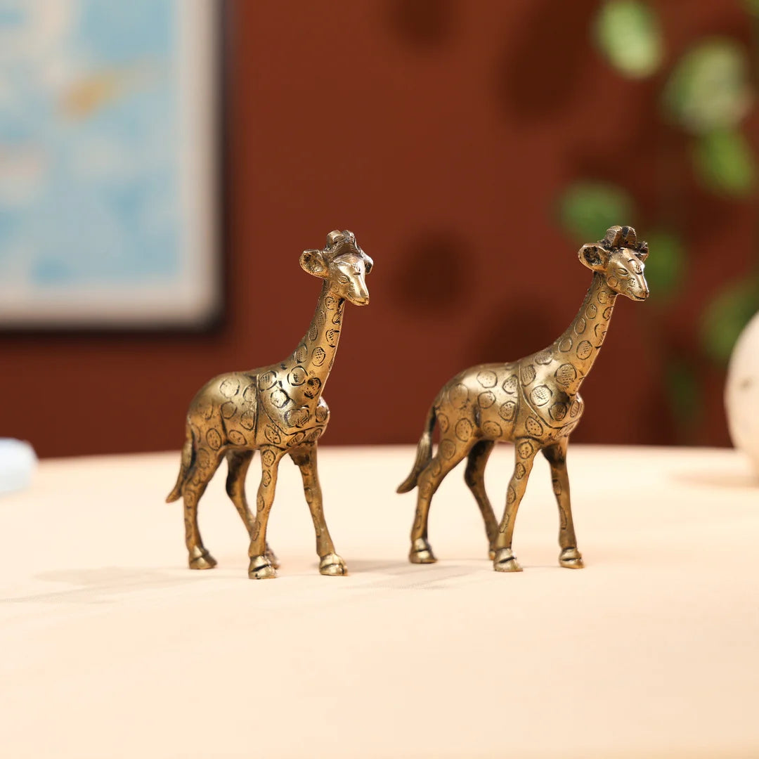 BrassWhiteAntiqueGiraffe_1