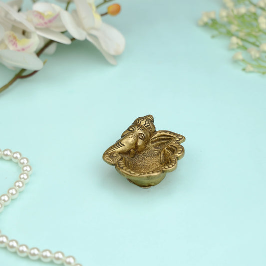 Brass Ganesha face Diya