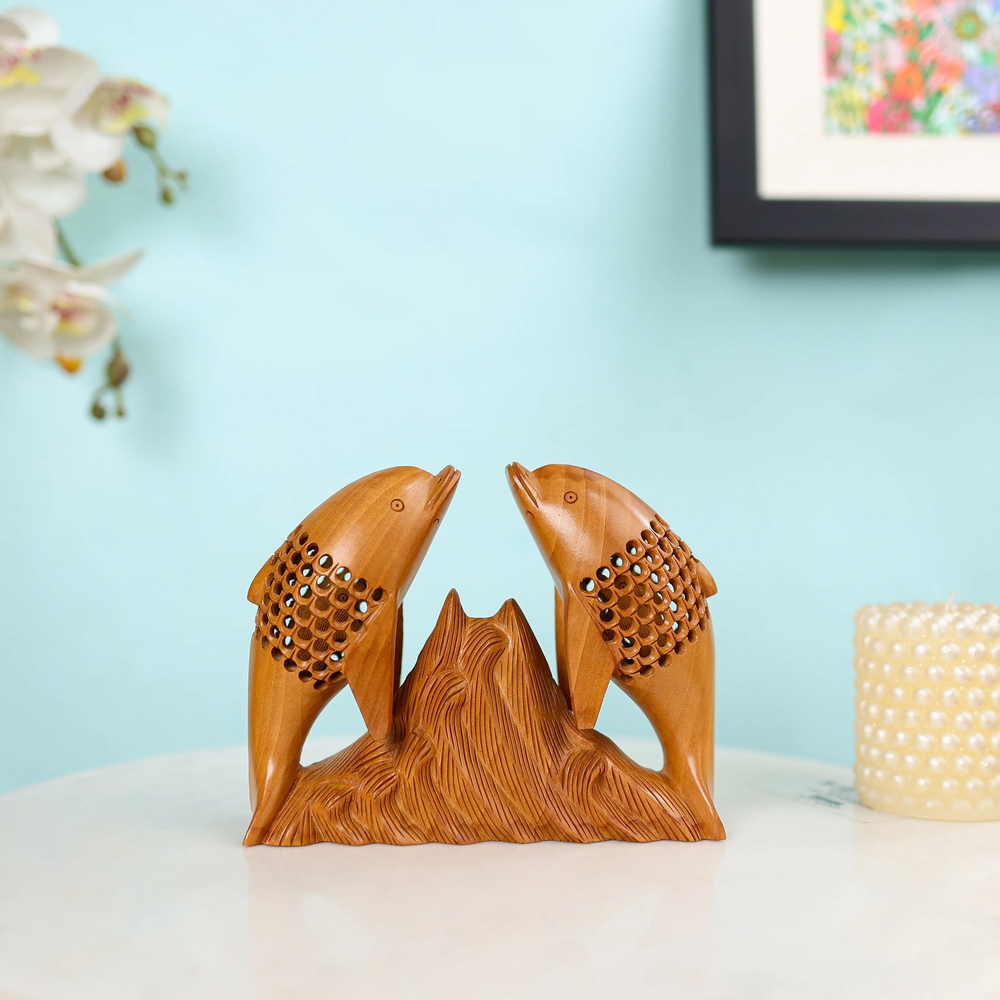 Kadam_Wood_Undercut_Fine_Dolphin_Famiy_Table_Decor_-1