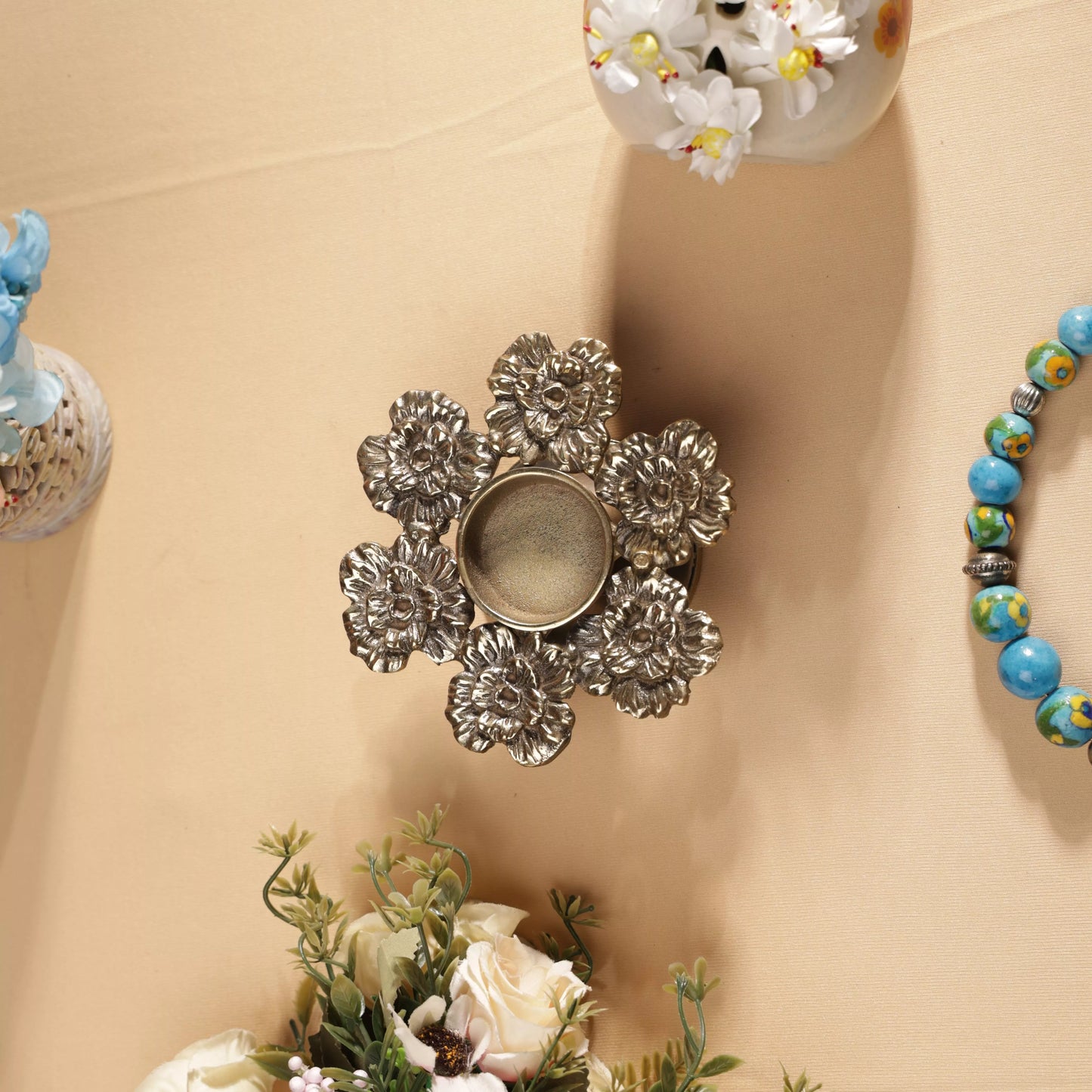 Antique Finish Brass Chrysanthemum Flowers T-Light Candle Holder