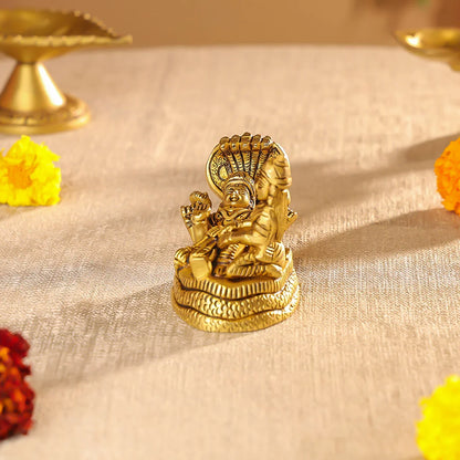 Brass Lord Vishnu & Maa Lakshmi Idol On Sheshnag