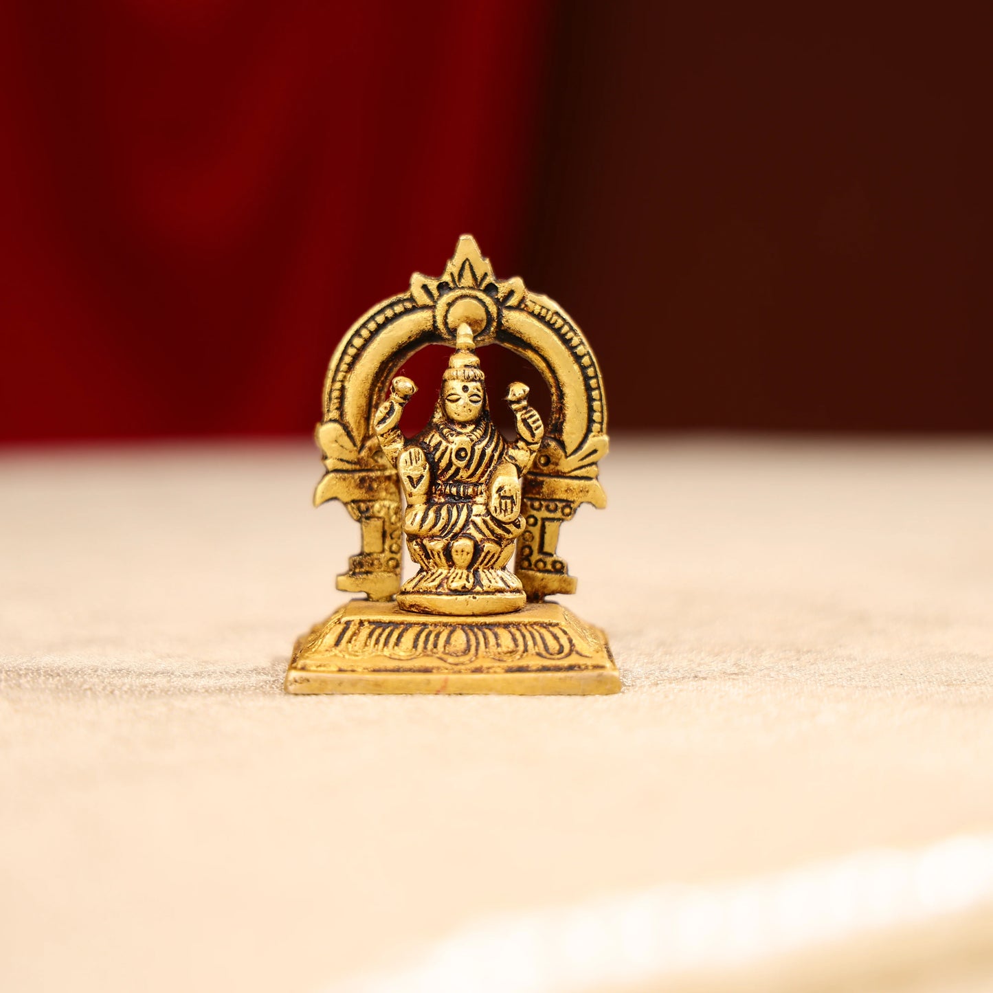 Brass Lord Lakshmi Idol In Traditional Arch Design