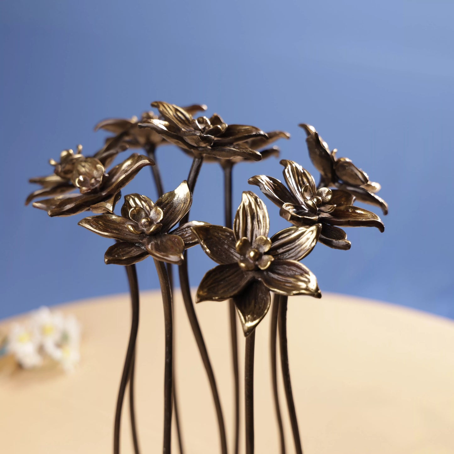 Antique Finish Brass Lotus Bouqet Table Decor